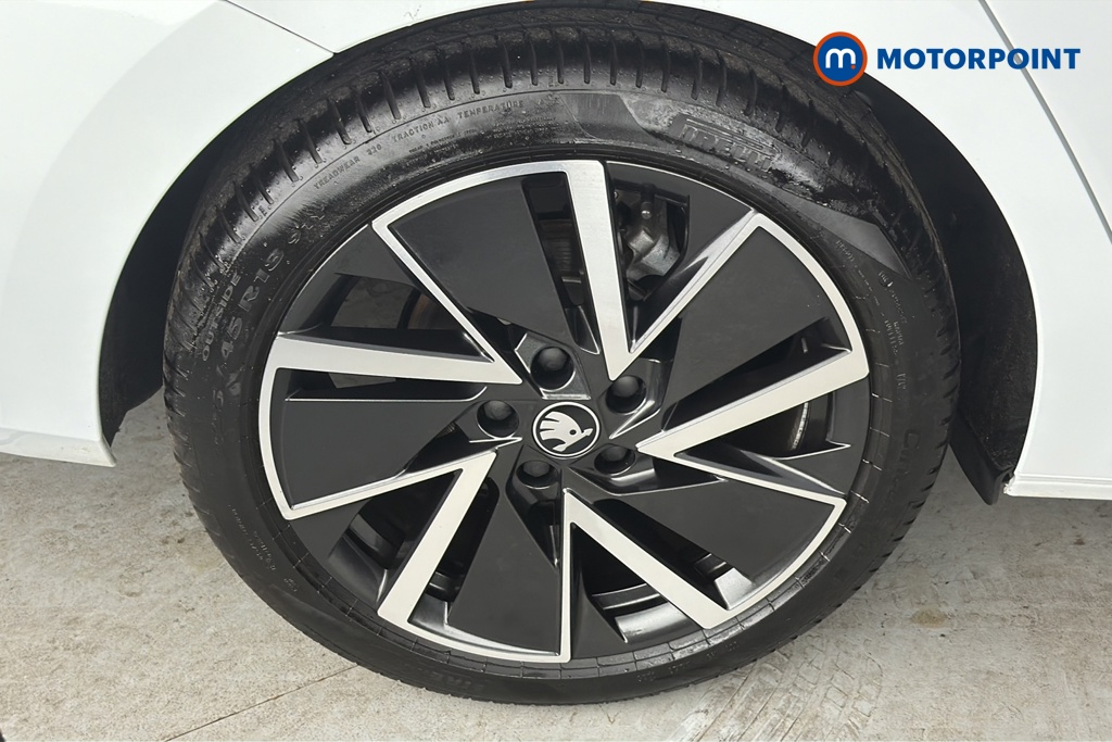 Skoda Octavia Sportline Automatic Diesel Hatchback - Stock Number (1669531) - 46th supplementary image