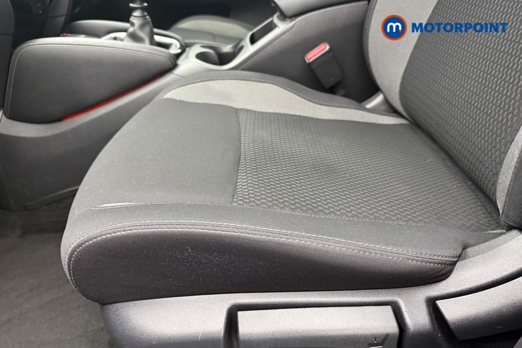 Nissan Qashqai Acenta Premium Manual Diesel SUV - Stock Number (1672487) - 6th supplementary image