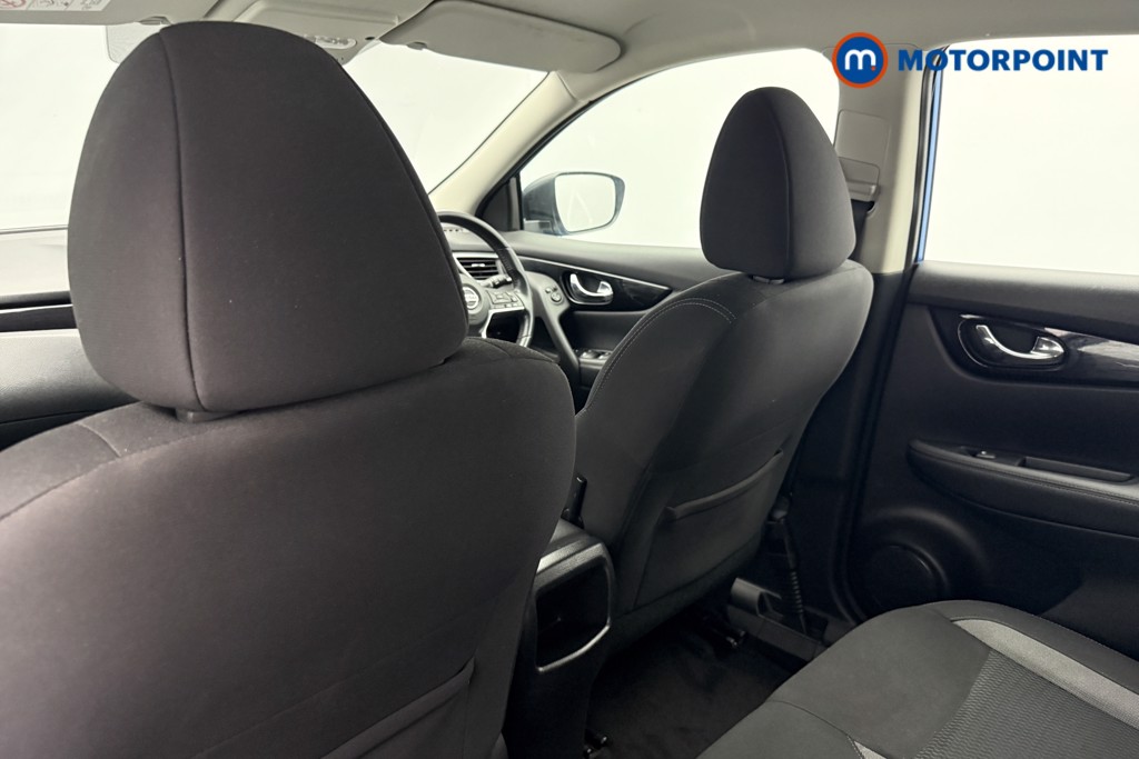 Nissan Qashqai Acenta Premium Manual Diesel SUV - Stock Number (1672487) - 8th supplementary image