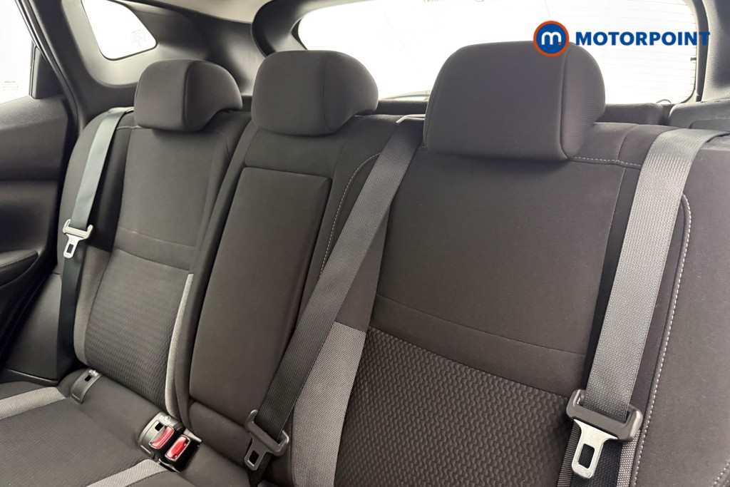 Nissan Qashqai Acenta Premium Manual Diesel SUV - Stock Number (1672487) - 9th supplementary image