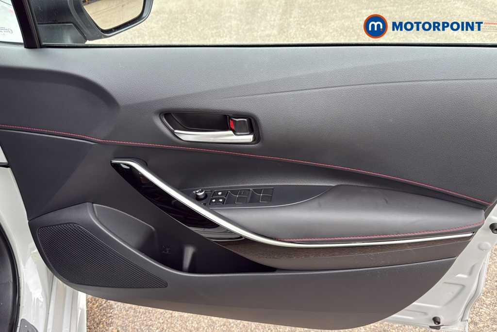 Toyota Corolla Gr Sport Automatic Petrol-Electric Hybrid Hatchback - Stock Number (1674449) - 18th supplementary image