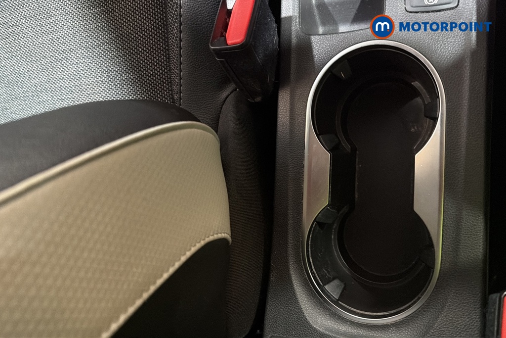 Renault Captur Techno Automatic Petrol-Electric Hybrid SUV - Stock Number (1674863) - 16th supplementary image