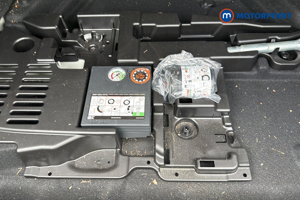 Mercedes-Benz CLA Amg Line Automatic Petrol Coupe - Stock Number (1676169) - 33rd supplementary image