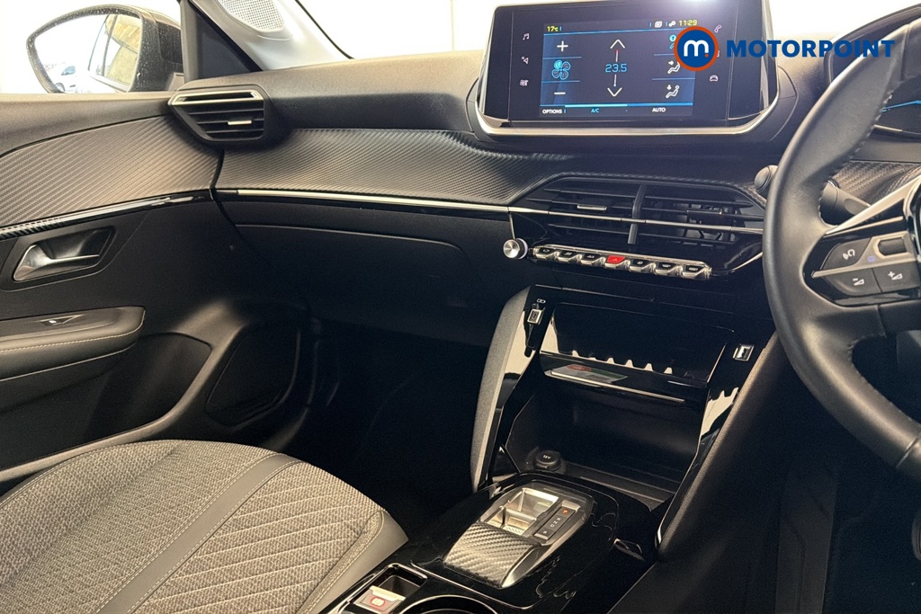 Peugeot 208 Style Automatic Electric Hatchback - Stock Number (1677095) - 15th supplementary image