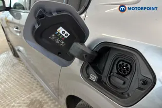 Peugeot 208 Style Automatic Electric Hatchback - Stock Number (1677095) - 41st supplementary image