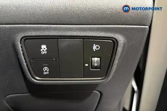 Hyundai Tucson Se Connect Manual Petrol SUV - Stock Number (1677715) - 11th supplementary image