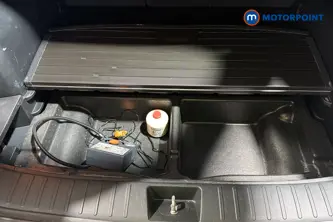 Hyundai Tucson Se Connect Manual Petrol SUV - Stock Number (1677715) - 33rd supplementary image