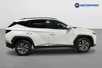 Hyundai Tucson Se Connect Manual Petrol SUV - Stock Number (1677715) - Passenger side