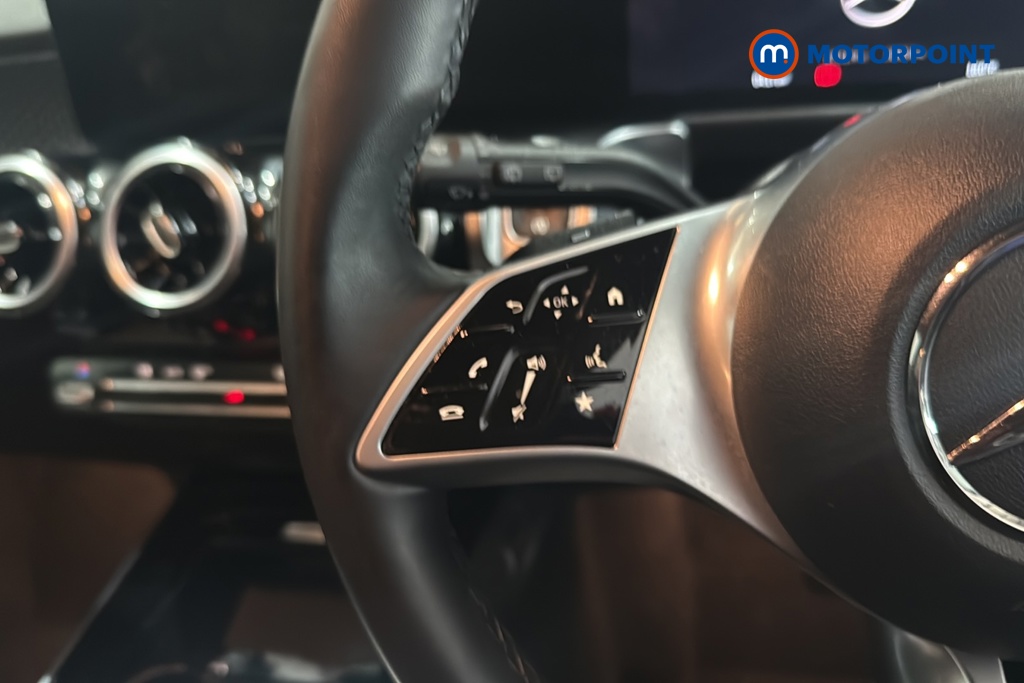 Mercedes-Benz GLB Sport Executive Automatic Petrol SUV - Stock Number (1680111) - 4th supplementary image
