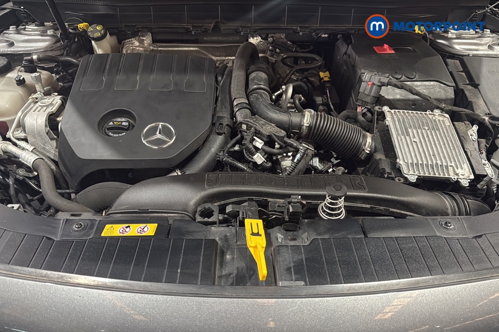 Mercedes-Benz GLB Sport Executive Automatic Petrol SUV - Stock Number (1680111) - 48th supplementary image