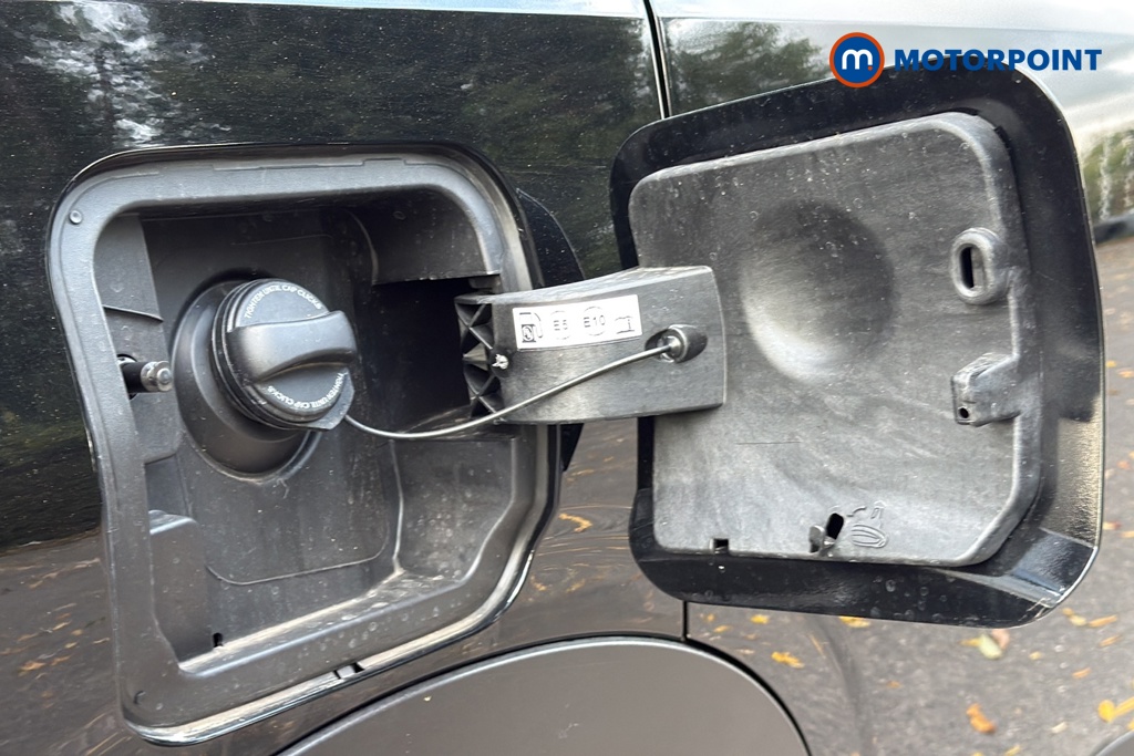 Peugeot 5008 Allure Premium Automatic Petrol SUV - Stock Number (1680796) - 41st supplementary image