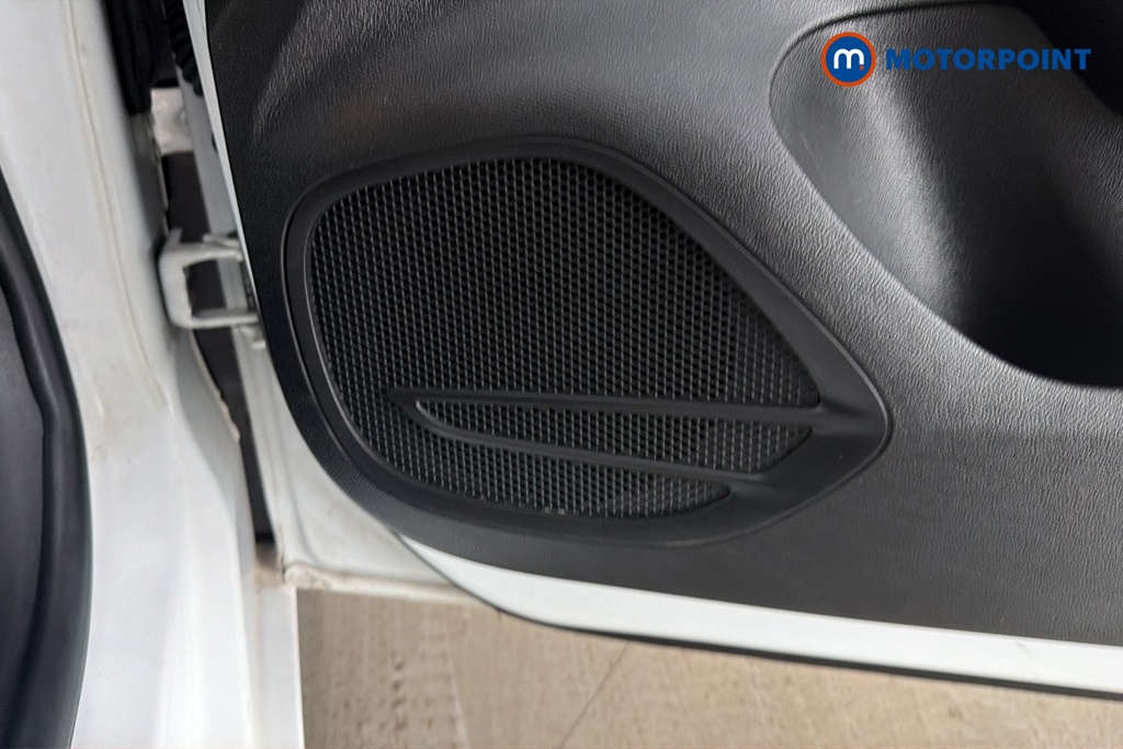 Vauxhall Corsa SE Manual Petrol Hatchback - Stock Number (1682267) - 21st supplementary image