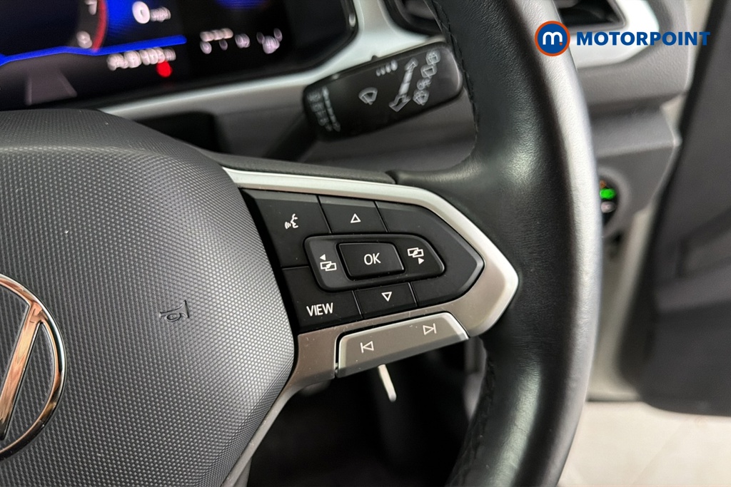 Volkswagen T-Roc Life Manual Petrol SUV - Stock Number (1682526) - 3rd supplementary image
