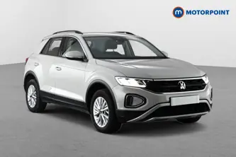Volkswagen T-Roc Life Manual Petrol SUV - Stock Number (1682526) - Drivers side front corner