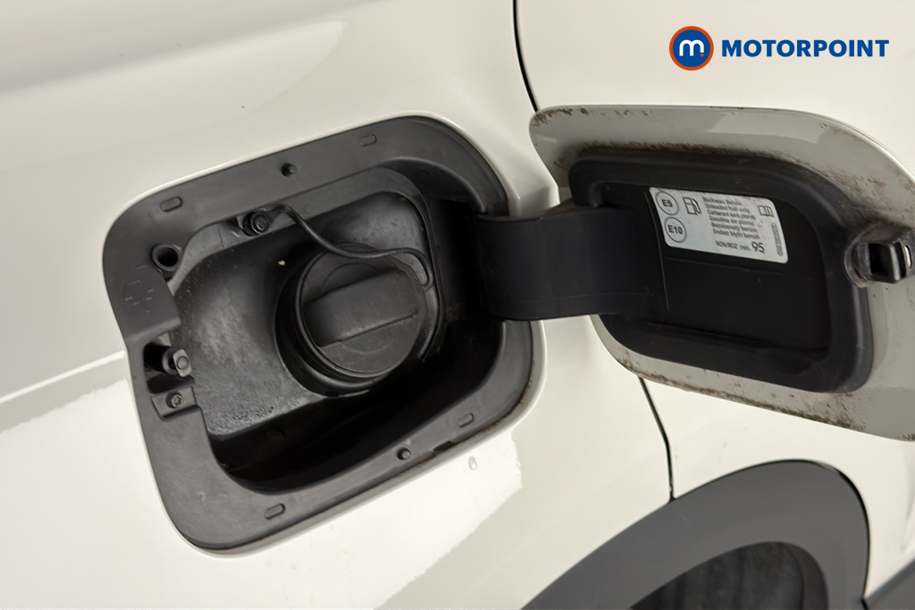 Volkswagen T-Roc Life Manual Petrol SUV - Stock Number (1682526) - 41st supplementary image