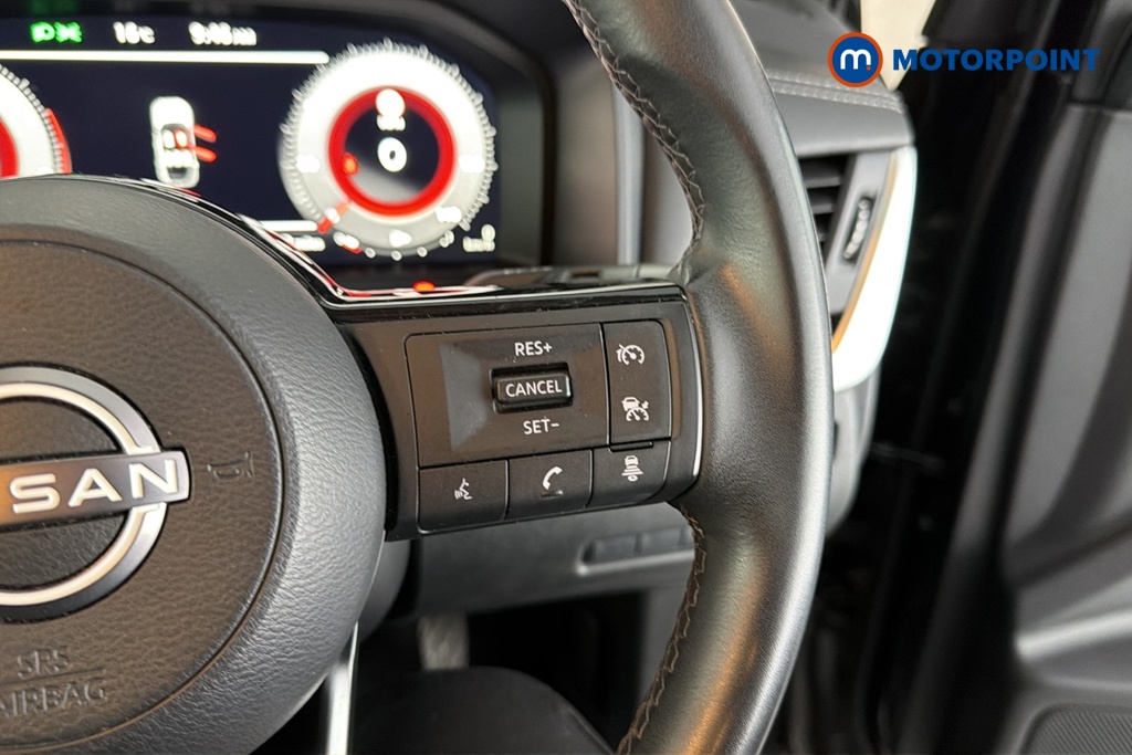 Nissan Qashqai N-Connecta Manual Petrol SUV - Stock Number (1682541) - 3rd supplementary image