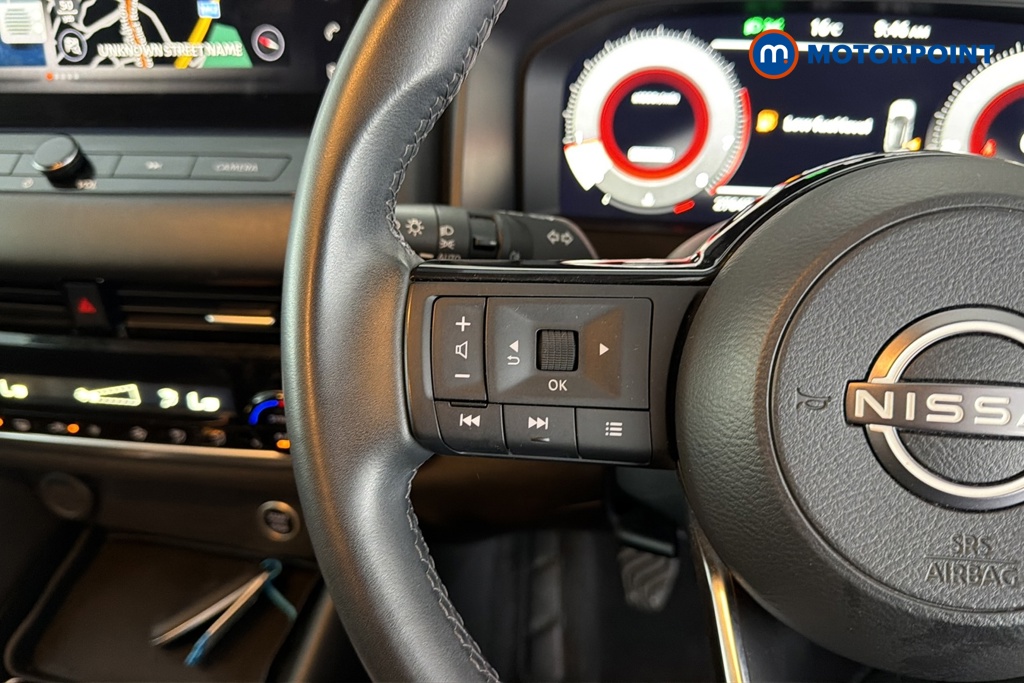Nissan Qashqai N-Connecta Manual Petrol SUV - Stock Number (1682541) - 4th supplementary image