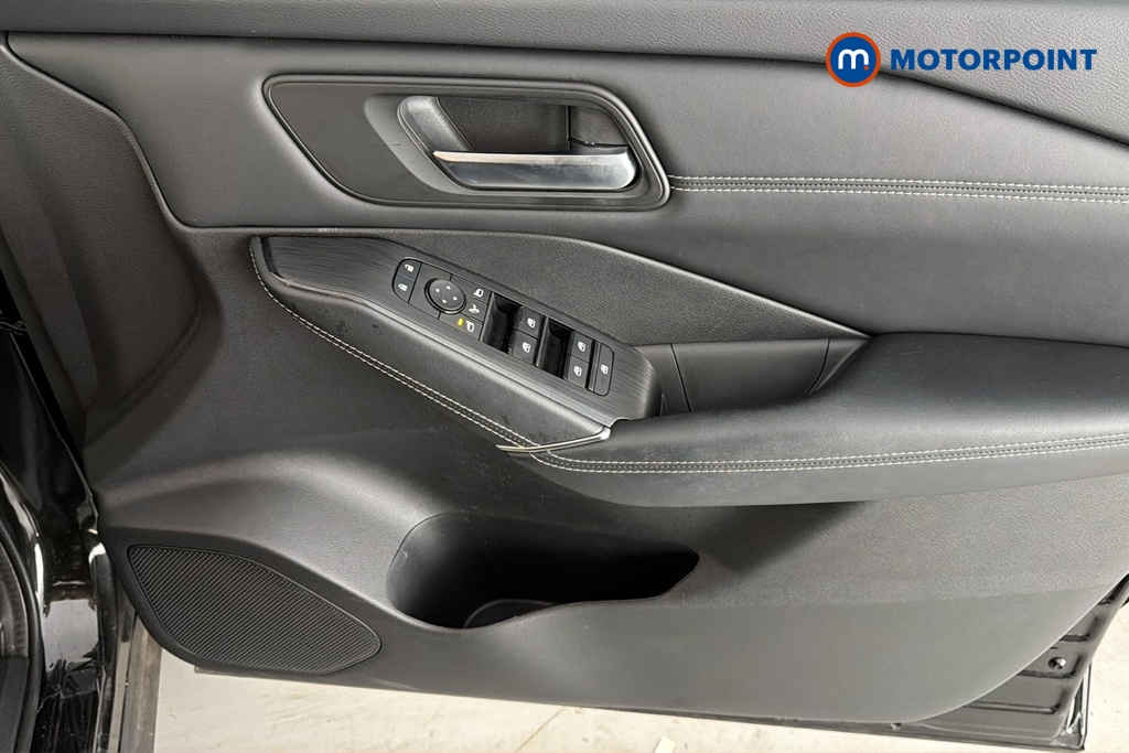 Nissan Qashqai N-Connecta Manual Petrol SUV - Stock Number (1682541) - 18th supplementary image