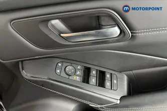 Nissan Qashqai N-Connecta Manual Petrol SUV - Stock Number (1682541) - 19th supplementary image