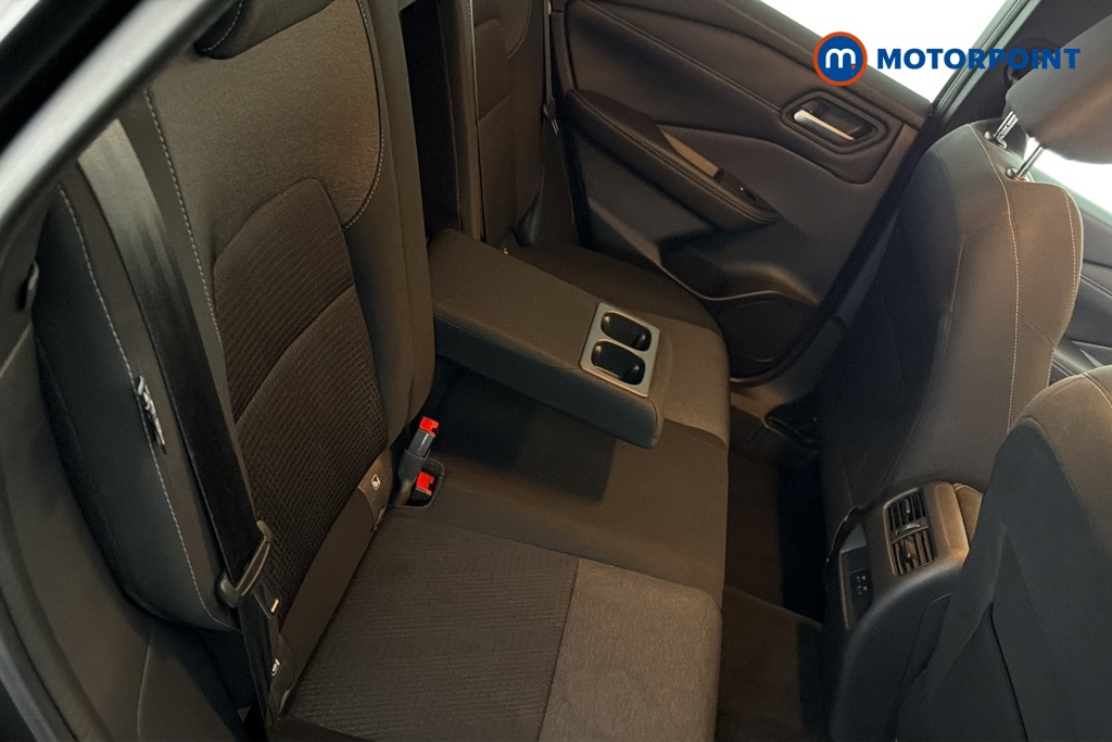 Nissan Qashqai N-Connecta Manual Petrol SUV - Stock Number (1682541) - 25th supplementary image
