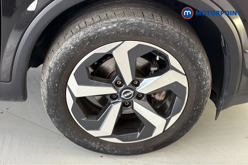 Nissan Qashqai N-Connecta Manual Petrol SUV - Stock Number (1682541) - 47th supplementary image