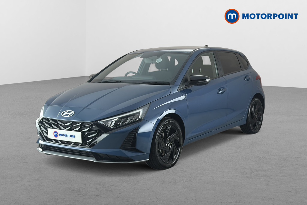 Hyundai I20 Black Line Manual Petrol Hatchback - Stock Number (1683635) - Passenger side front corner