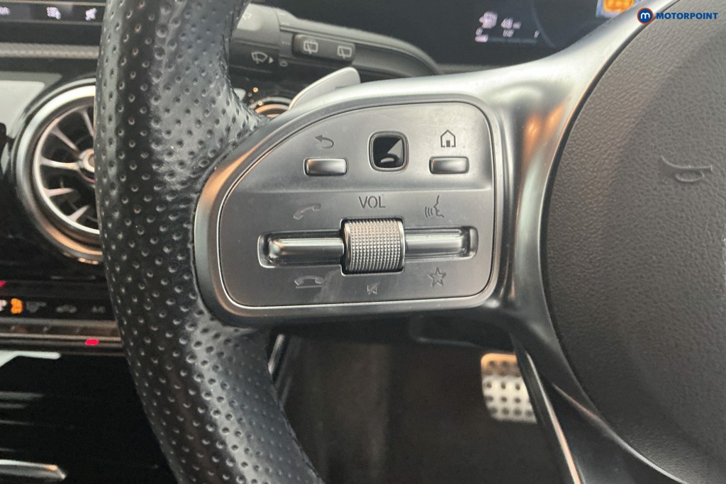 Mercedes-Benz A Class Amg Line Executive Edition Automatic Petrol Hatchback - Stock Number (1684565) - 17th supplementary image