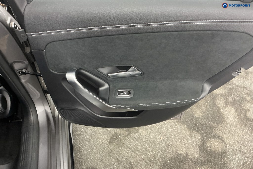 Mercedes-Benz A Class Amg Line Executive Edition Automatic Petrol Hatchback - Stock Number (1684565) - 22nd supplementary image