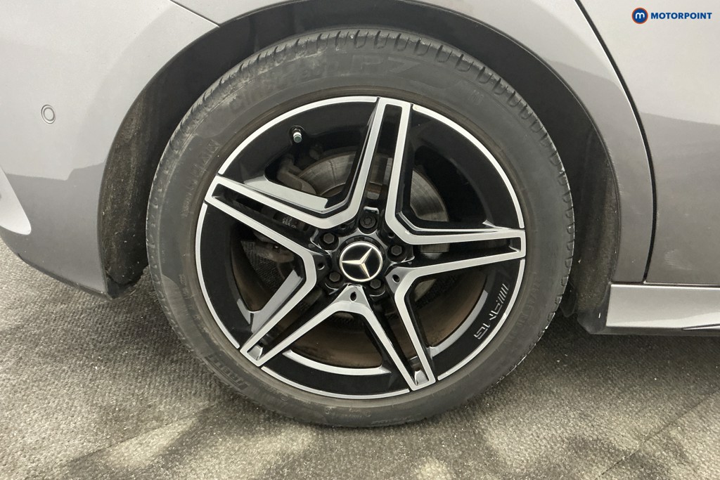 Mercedes-Benz A Class Amg Line Executive Edition Automatic Petrol Hatchback - Stock Number (1684565) - 31st supplementary image