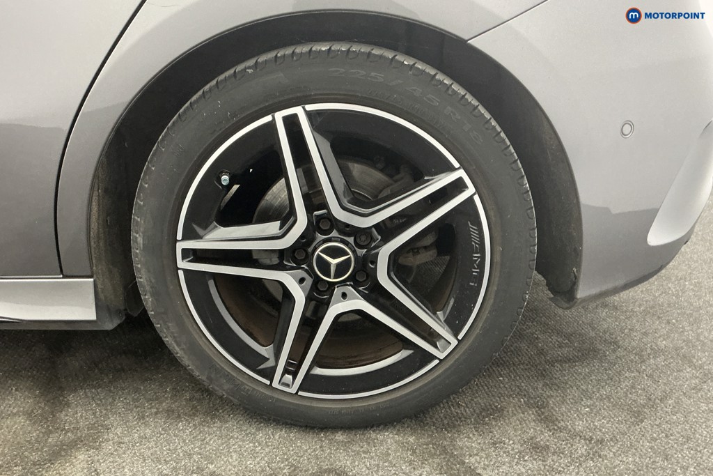 Mercedes-Benz A Class Amg Line Executive Edition Automatic Petrol Hatchback - Stock Number (1684565) - 34th supplementary image