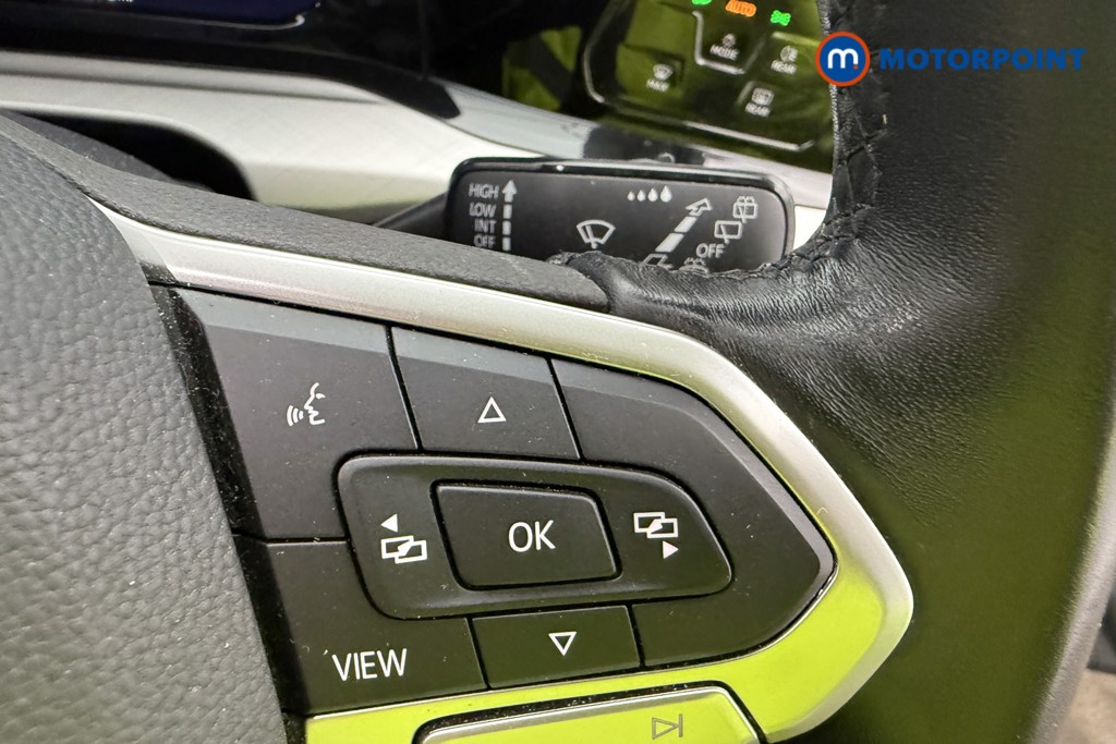 Volkswagen Golf Life Manual Petrol Hatchback - Stock Number (1684581) - 39th supplementary image