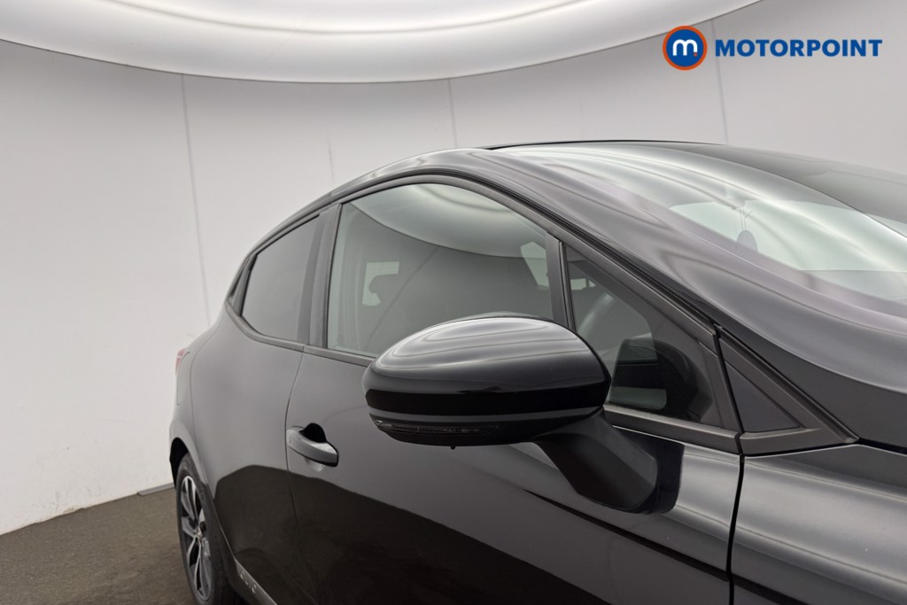 Renault Clio Iconic Manual Petrol Hatchback - Stock Number (1685011) - 5th supplementary image