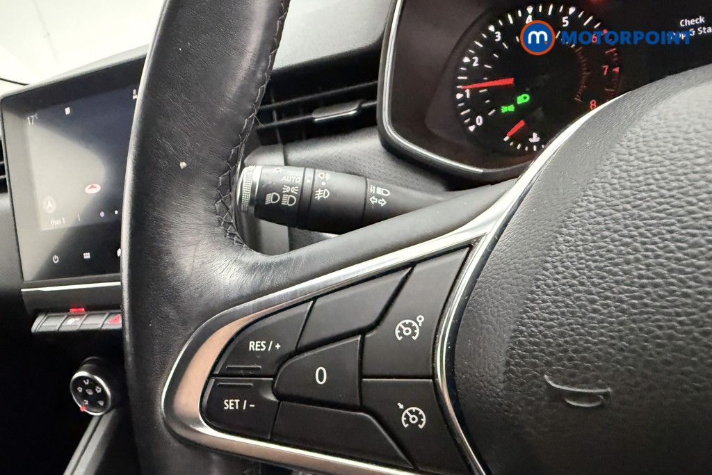 Renault Clio Iconic Manual Petrol Hatchback - Stock Number (1685011) - 20th supplementary image