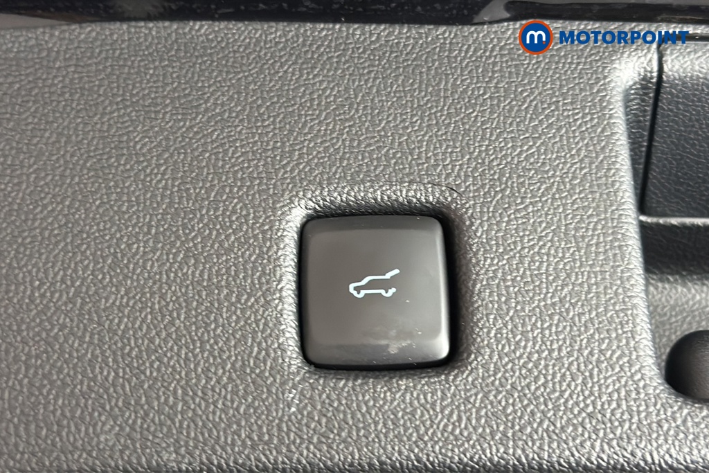 Ford Kuga St-Line Automatic Petrol Plug-In Hybrid SUV - Stock Number (1685040) - 35th supplementary image