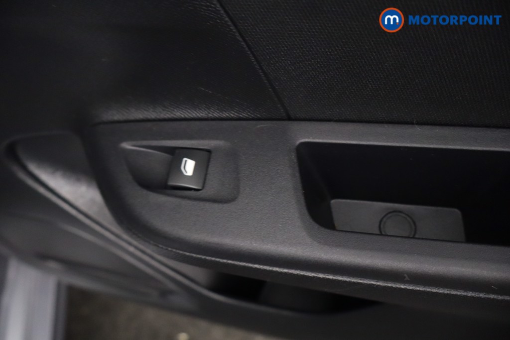 Vauxhall Corsa Elite Nav Premium Automatic Petrol Hatchback - Stock Number (1685108) - 25th supplementary image