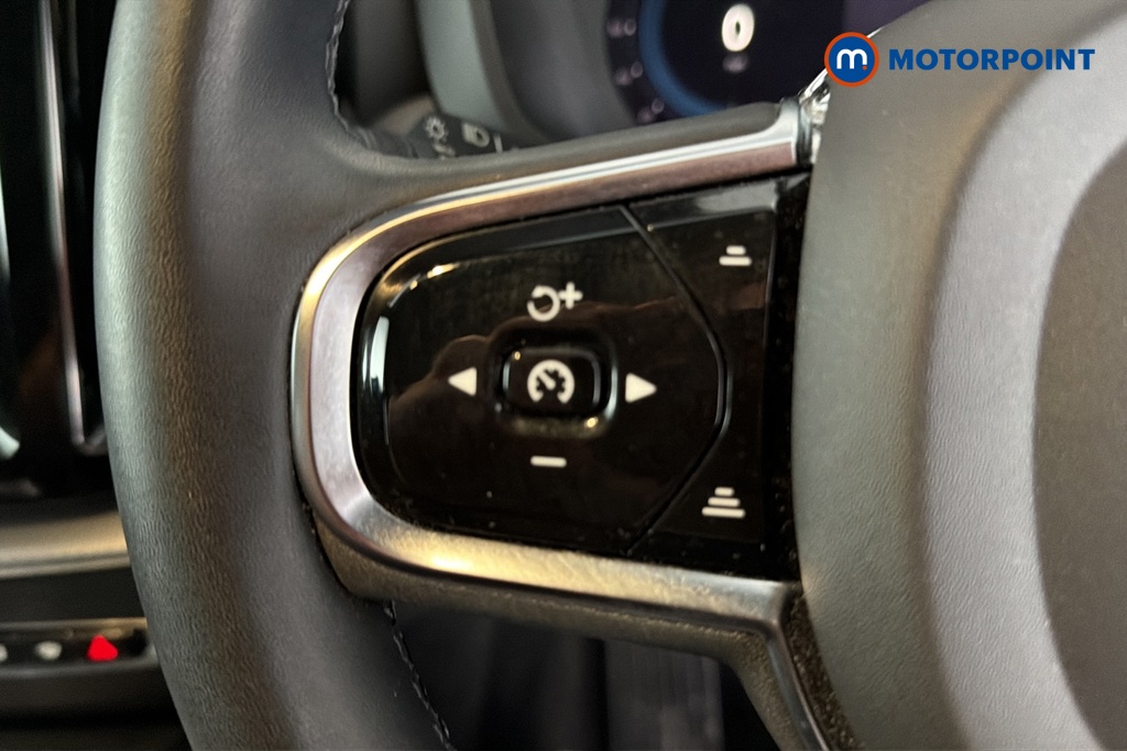 Volvo Xc60 Plus Automatic Diesel SUV - Stock Number (1685203) - 4th supplementary image