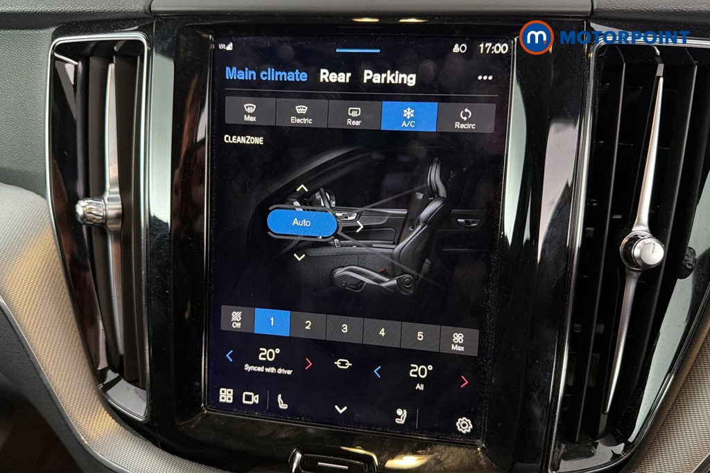Volvo Xc60 Plus Automatic Diesel SUV - Stock Number (1685203) - 12th supplementary image