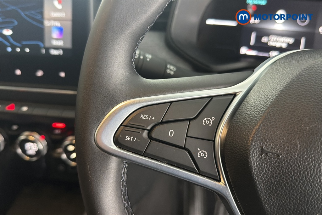 Renault Clio Techno Manual Petrol Hatchback - Stock Number (1685932) - 4th supplementary image