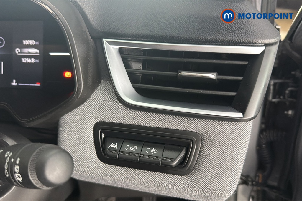 Renault Clio Techno Manual Petrol Hatchback - Stock Number (1685932) - 11th supplementary image