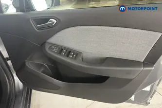 Renault Clio Techno Manual Petrol Hatchback - Stock Number (1685932) - 18th supplementary image