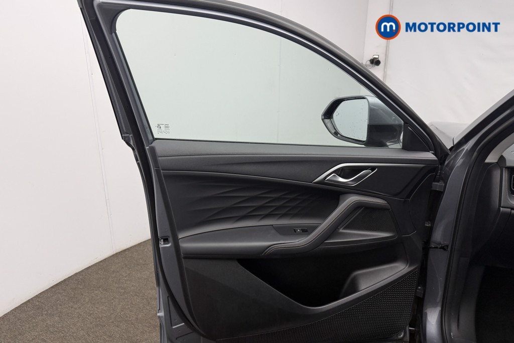 Mg Motor Uk HS Trophy Automatic Petrol-Electric Hybrid SUV - Stock Number (1686310) - 18th supplementary image