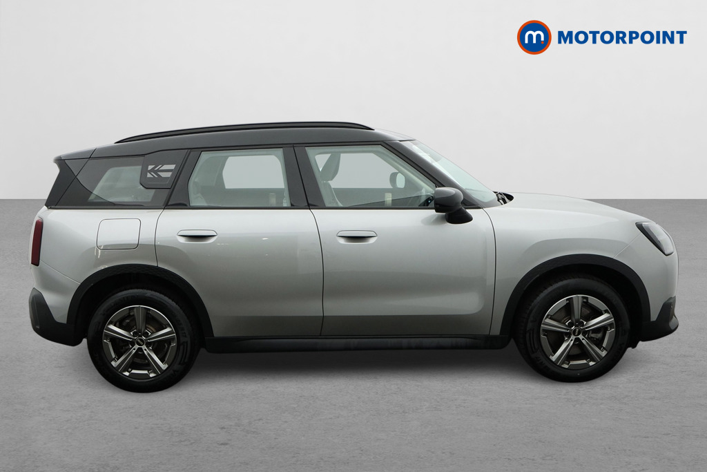 Mini Countryman C Classic Automatic Petrol SUV - Stock Number (1686572) - Drivers side