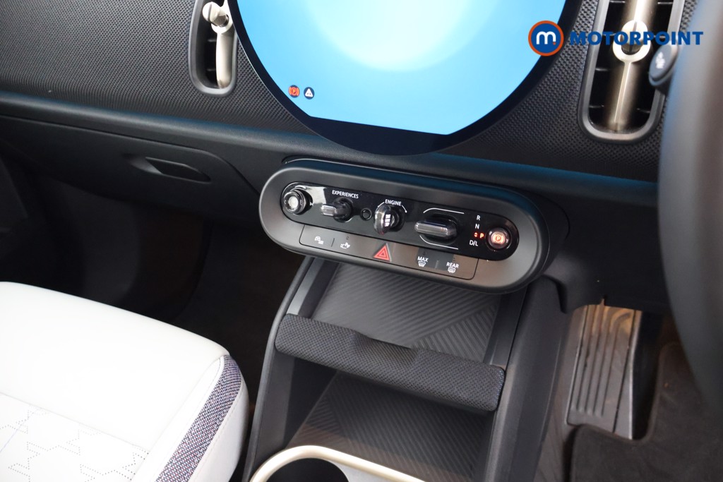 Mini Countryman C Classic Automatic Petrol SUV - Stock Number (1686574) - 11th supplementary image