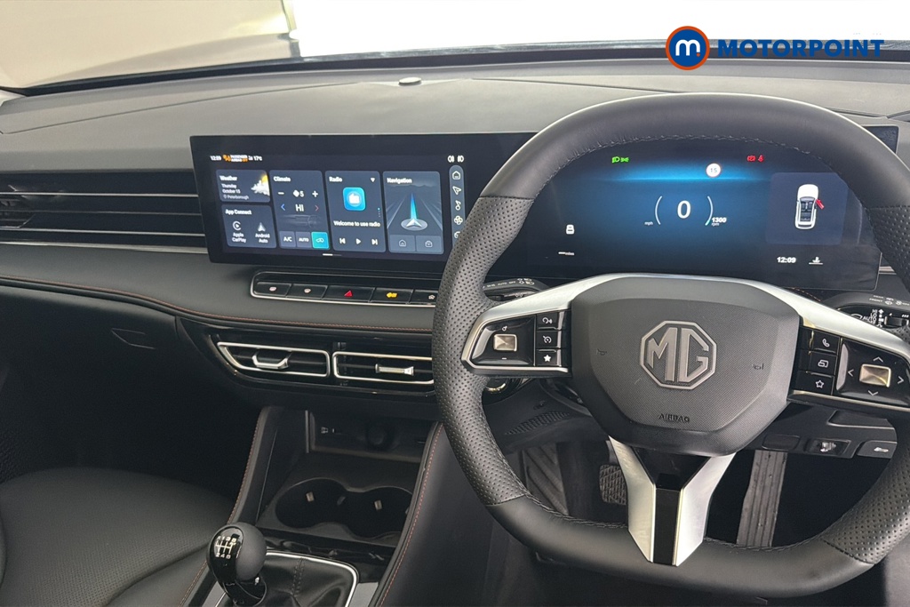 Mg Motor Uk HS Trophy Manual Petrol SUV - Stock Number (1686641) - 1st supplementary image