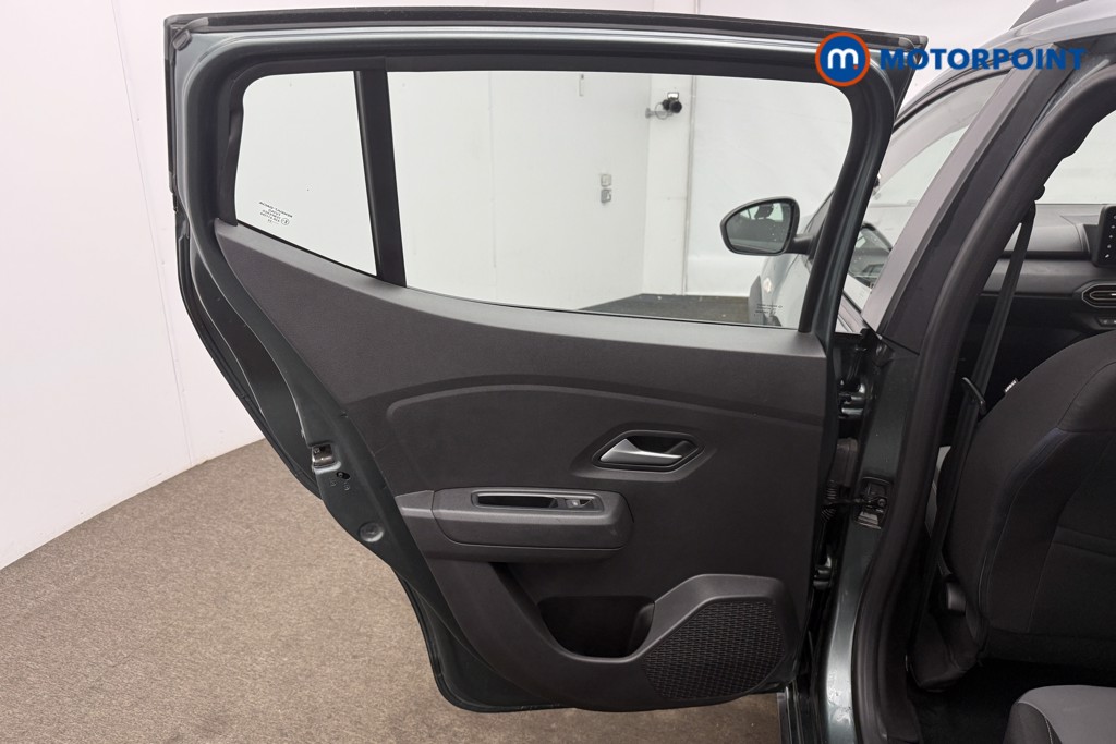 Dacia Sandero Stepway Extreme Manual Petrol Hatchback - Stock Number (1687058) - 14th supplementary image