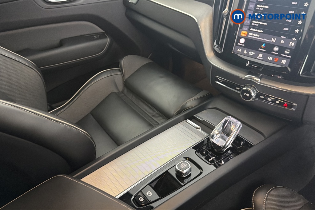 Volvo Xc60 Plus Automatic Petrol SUV - Stock Number (1687241) - 15th supplementary image