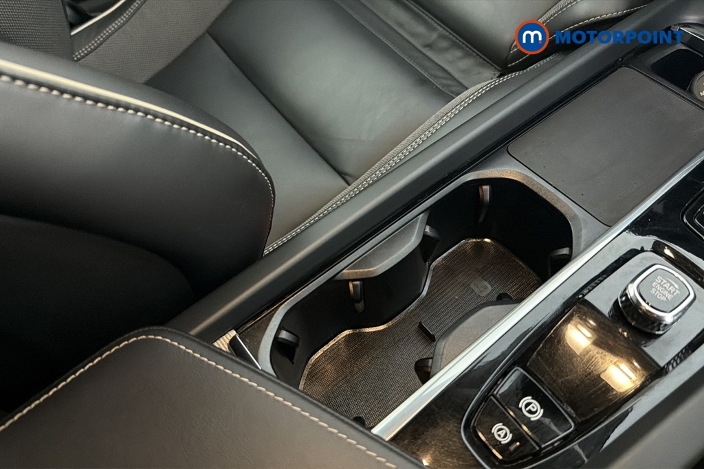 Volvo Xc60 Plus Automatic Petrol SUV - Stock Number (1687241) - 16th supplementary image