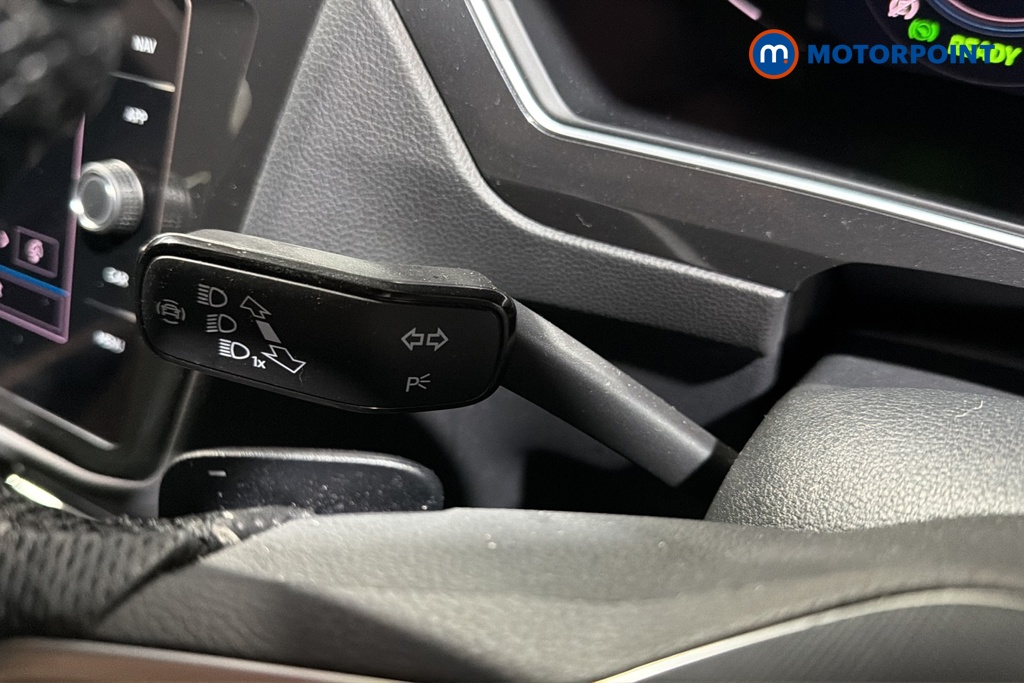 Volkswagen Tiguan R-Line Automatic Petrol Plug-In Hybrid SUV - Stock Number (1687405) - 5th supplementary image