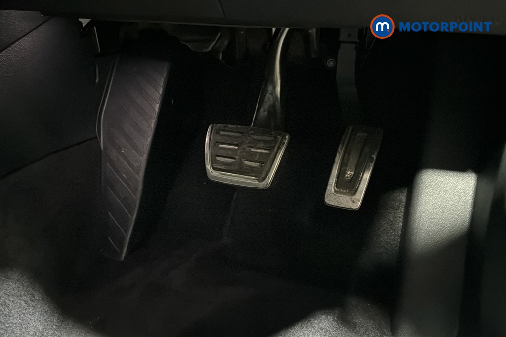 Volkswagen Tiguan R-Line Automatic Petrol Plug-In Hybrid SUV - Stock Number (1687405) - 24th supplementary image
