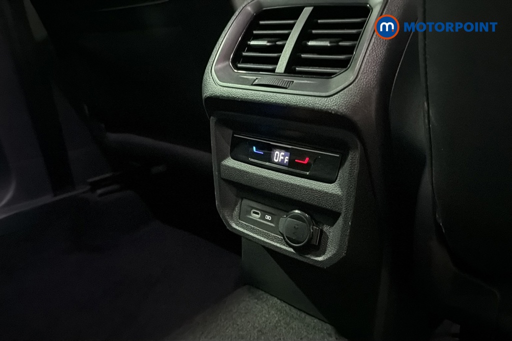 Volkswagen Tiguan R-Line Automatic Petrol Plug-In Hybrid SUV - Stock Number (1687405) - 28th supplementary image